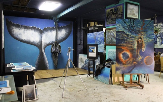 Atelier de Malvina Peintre, Mise en place pour réaliser les photographies de la queue de la Baleine